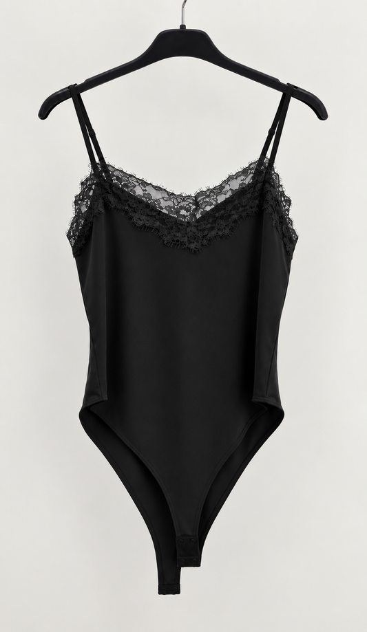 Body dentelle
